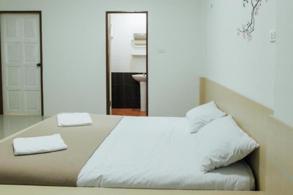סוראט תאני Cheaper Room מראה חיצוני תמונה