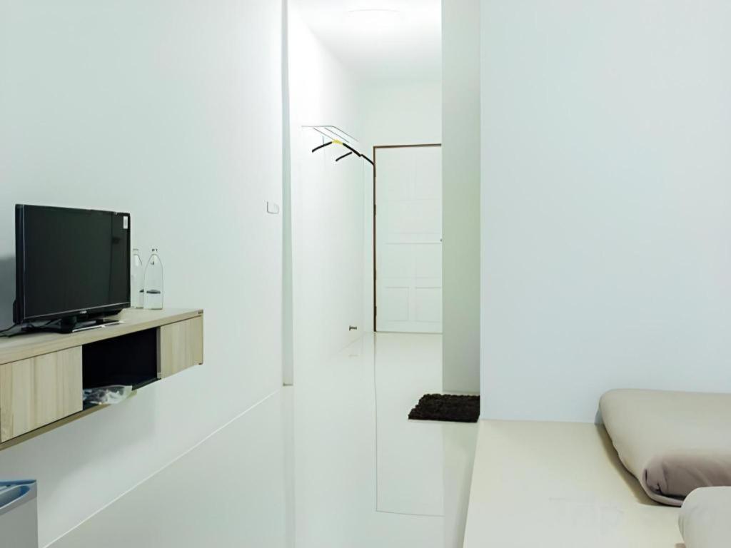 סוראט תאני Cheaper Room מראה חיצוני תמונה